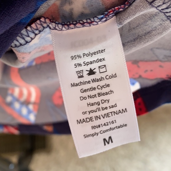 • Lularoe Irma Top • - Picture 5 of 6